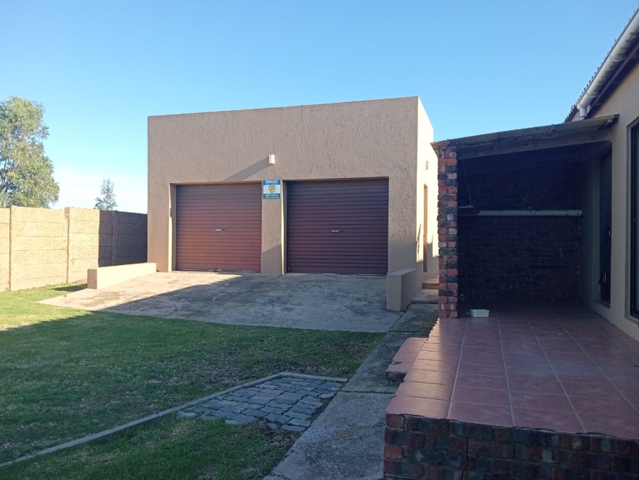 3 Bedroom Property for Sale in Wavecrest Eastern Cape